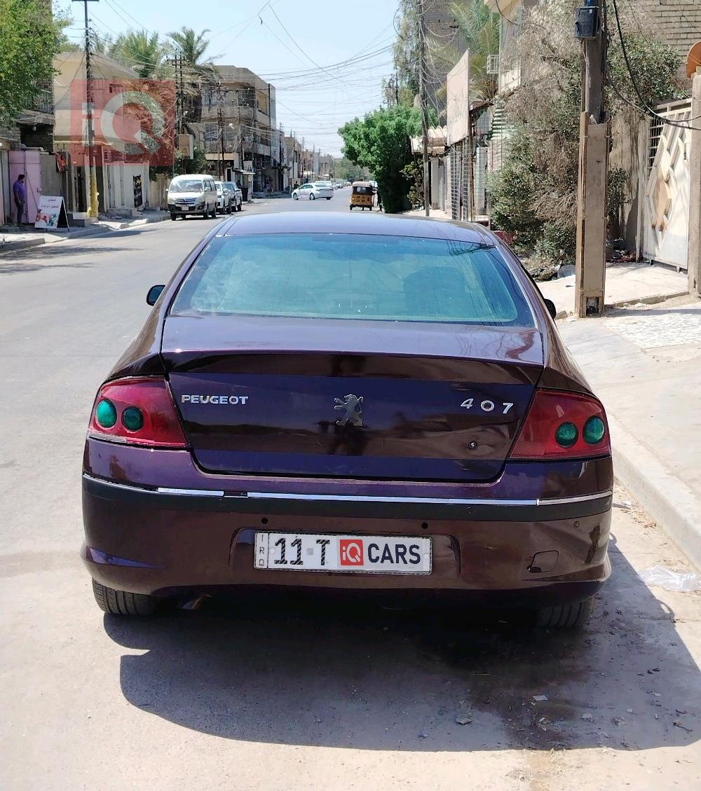 بيجو 407